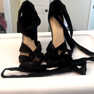Black Faux suede Heeled Sandal sz. 8.5